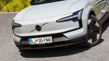 Volvo_EX30_SingleMotorExtendedRange_Ultra_21