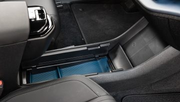 Volvo_EX30_SingleMotorExtendedRange_Ultra_37