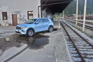 VW T-CROSS 01