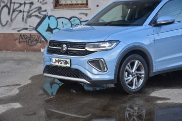 VW T-CROSS 08