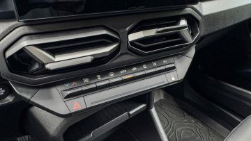 Dacia Duster 4x4 Hybrid SUV-2