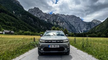 Dacia Duster 4x4 Hybrid SUV-7