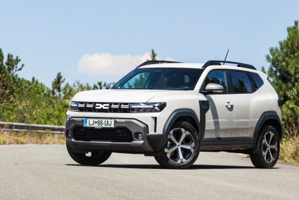 Dacia_Duster_Hybrid_Journey_001