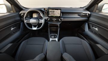 Dacia_Duster_Hybrid_Journey_12