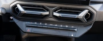 Dacia_Duster_Hybrid_Journey_17