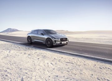 Jag_I-PACE_22MY_Black_Exterior_20.04.21_001