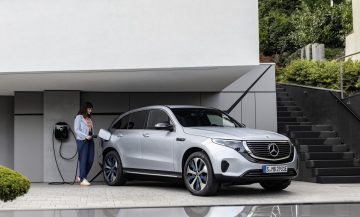 Mercedes-Benz EQC_3