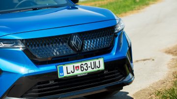 Renault_Rafale_E-Tech_Hybrid_200_Esprit_Alpine_05