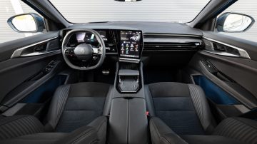 Renault_Rafale_E-Tech_Hybrid_200_Esprit_Alpine_36