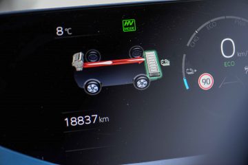 Toyota Prius PHEV priključni hibrid avtomobilizem.com-16