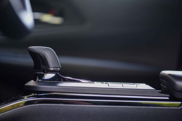 Toyota Prius PHEV priključni hibrid avtomobilizem.com-26