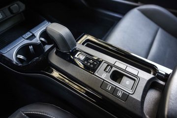Toyota Prius PHEV priključni hibrid avtomobilizem.com-29