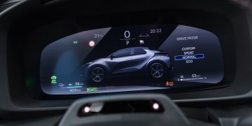 Toyota_C-HR_Plug-in_GR_Sport_49