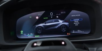 Toyota_C-HR_Plug-in_GR_Sport_52