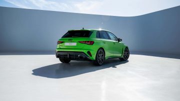 Audi RS3 Sportback 2024 avtomobilizem.com_3