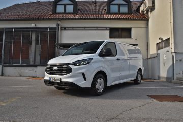 FORD TRANSIT CUSTOM 03