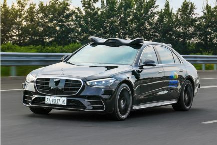 Mercede-Benz autonomous driving tests in Chna_ (5)