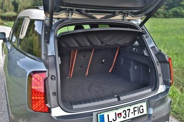 MINI COUNTRYMAN 29