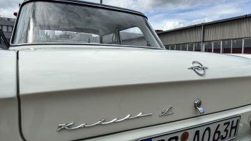 Opel Kadett Luxus Poklon legendi Russelsheim-8