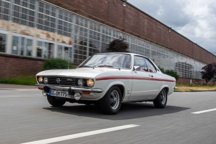 Opel Manta Rallye Poklon legendi Russelsheim-7