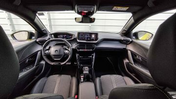 Peugeot 208 1.2 GT hibrid bencin-17