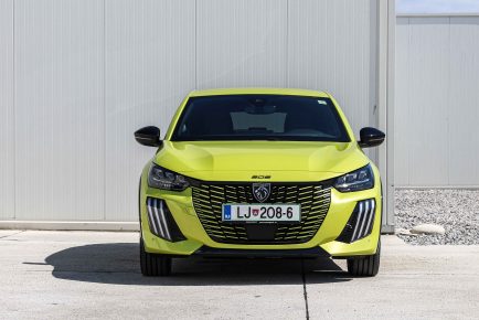 Peugeot 208 1.2 GT hibrid bencin-27