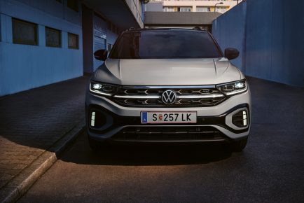 tc0875-Volkswagen T-Roc avtmobilizem.com 2v1