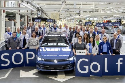 Volkswagen Golf Wolfsburg avtomobilizem.com
