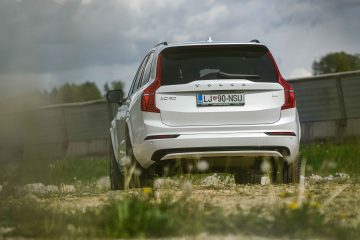 Volvo XC90 PHEV T8 priključni hibrid-3