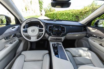 Volvo XC90 PHEV T8 priključni hibrid-43