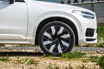Volvo XC90 PHEV T8 priključni hibrid-7