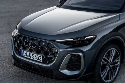 2025-Audi-Q5-14