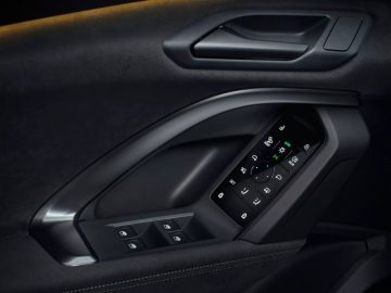 2025-Audi-Q5-27