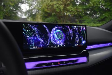 BMW i5 TOURING 18