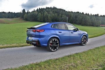 BMW X2 02