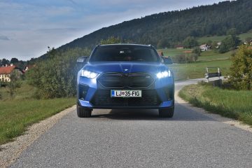 BMW X2 04