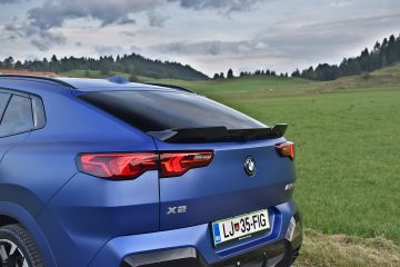 BMW X2 08