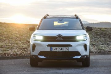 citroen-c5-aircross-hibrid-blagi-hibrid-suv-18