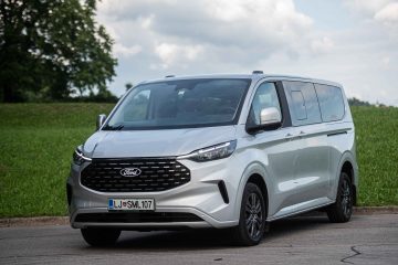 Ford Tourneo Custom kombi potniški avtomobilizem.com-16