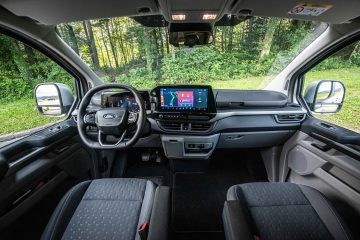 Ford Tourneo Custom kombi potniški avtomobilizem.com-31