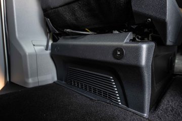 Ford Tourneo Custom kombi potniški avtomobilizem.com-36