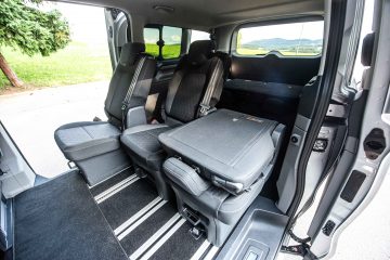 Ford Tourneo Custom kombi potniški avtomobilizem.com-39