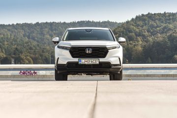 Honda CR-V hibrid notranjost-2