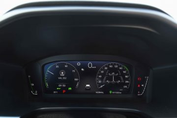 Honda CR-V hibrid notranjost-22
