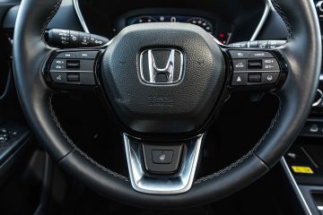 Honda CR-V hibrid notranjost-26