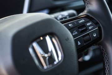 Honda CR-V hibrid notranjost-3