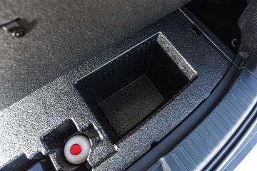 Honda CR-V hibrid notranjost-34