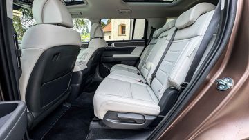 Hyundai Santa Fe Hybrid-10
