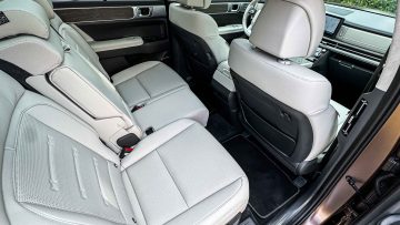 Hyundai Santa Fe Hybrid-6