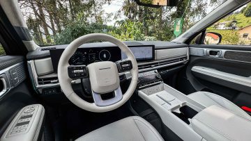 Hyundai Santa Fe Hybrid-8